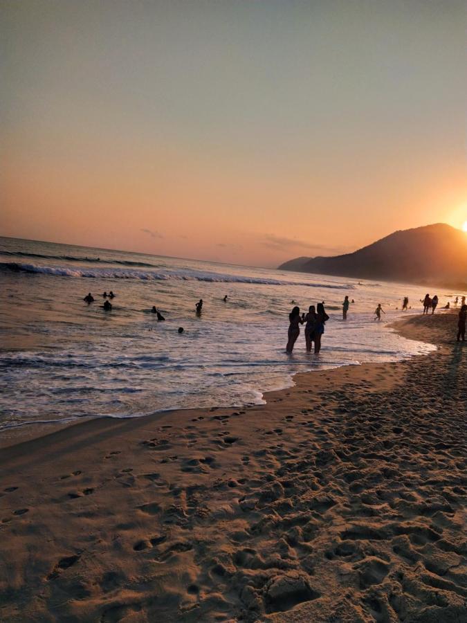 Casa Na Praia De Maresias Em Condominio Com Piscina Aquecida Na Av Principal De Maresias Kültér fotó