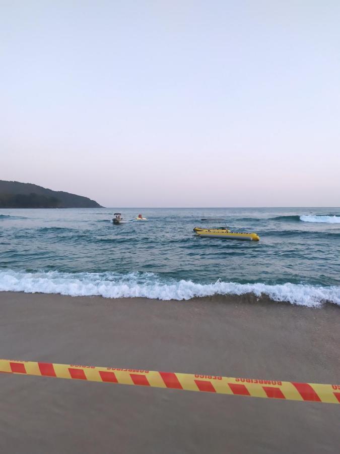 Casa Na Praia De Maresias Em Condominio Com Piscina Aquecida Na Av Principal De Maresias Kültér fotó