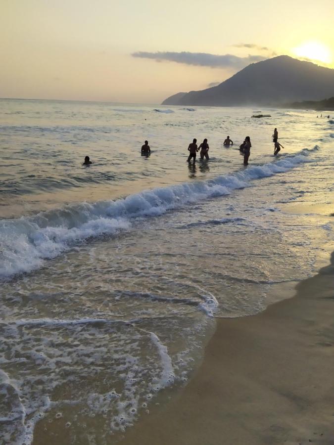 Casa Na Praia De Maresias Em Condominio Com Piscina Aquecida Na Av Principal De Maresias Kültér fotó